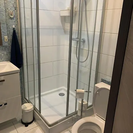 Groot-bijgaarden Center فندق مبيت وإفطار 2*