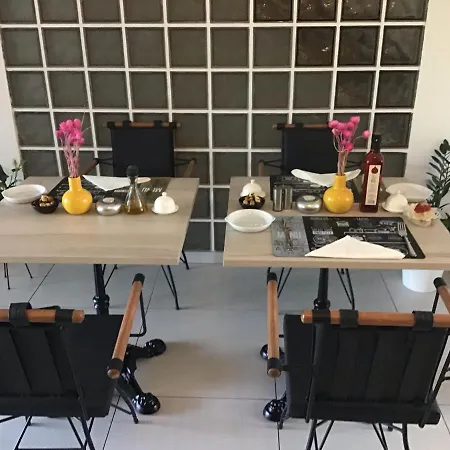 فندق مبيت وإفطار Groot-bijgaarden Center